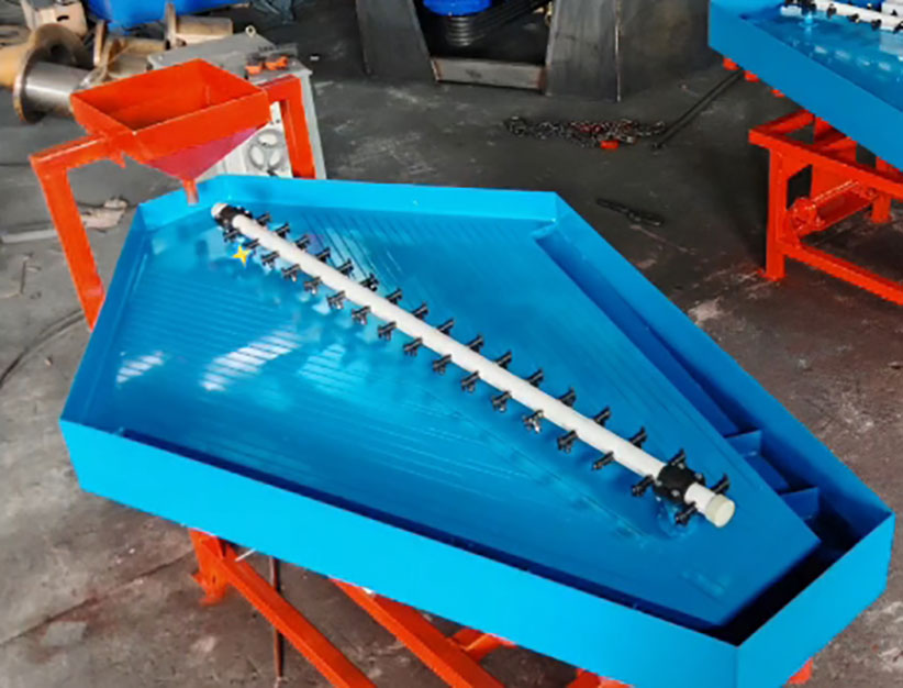 金（jīn）礦搖床客戶現（xiàn）場