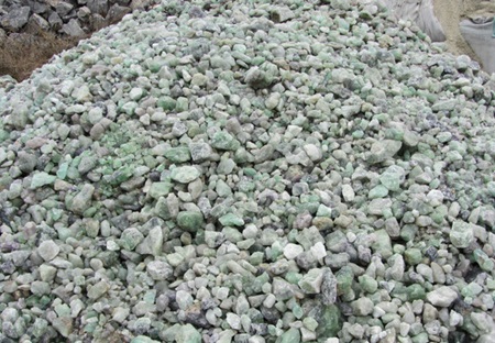 時產200噸螢石礦選礦生（shēng）產線